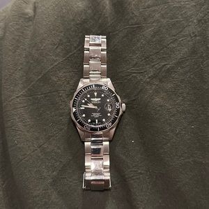 Invicta water resistant quartz watch excellent condition